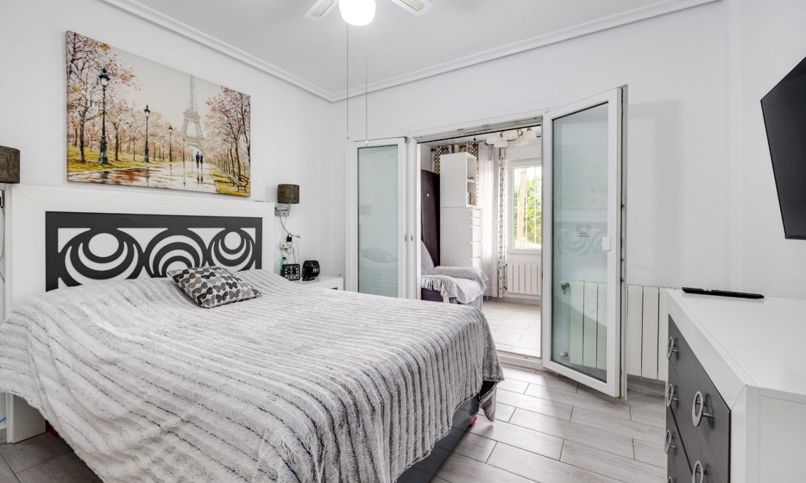 Wiederverkauf - Town House -
Torrevieja - Calas Blanca