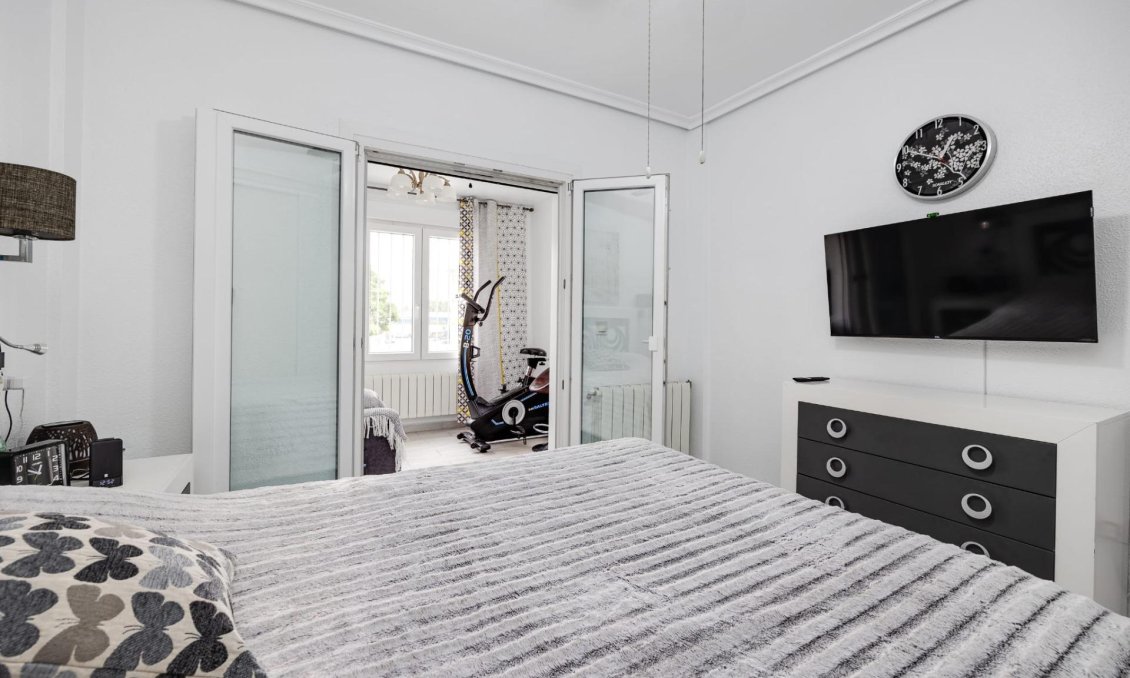 Wiederverkauf - Town House -
Torrevieja - Calas Blanca