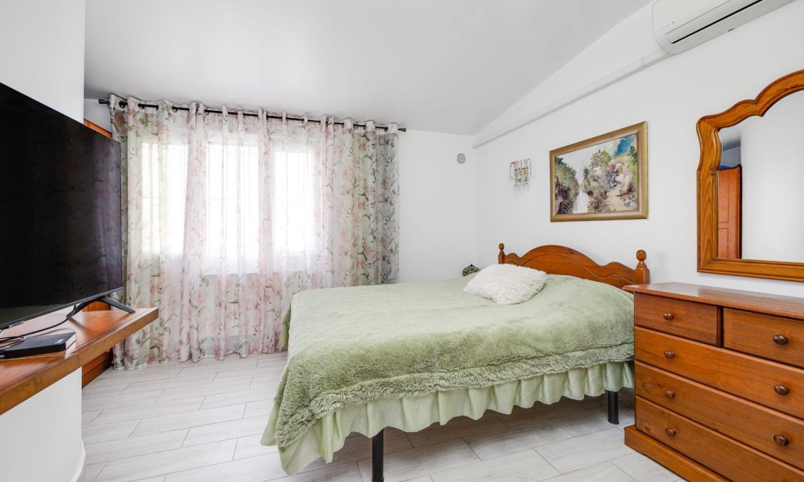 Wiederverkauf - Town House -
Torrevieja - Calas Blanca
