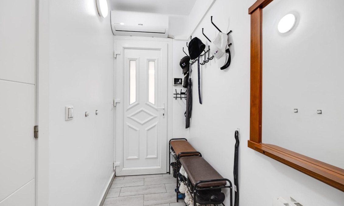 Wiederverkauf - Town House -
Torrevieja - Calas Blanca