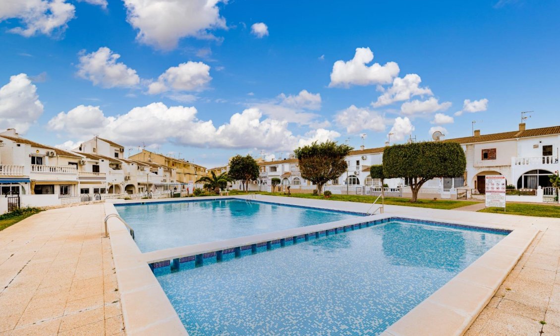 Wiederverkauf - Town House -
Torrevieja - Calas Blanca