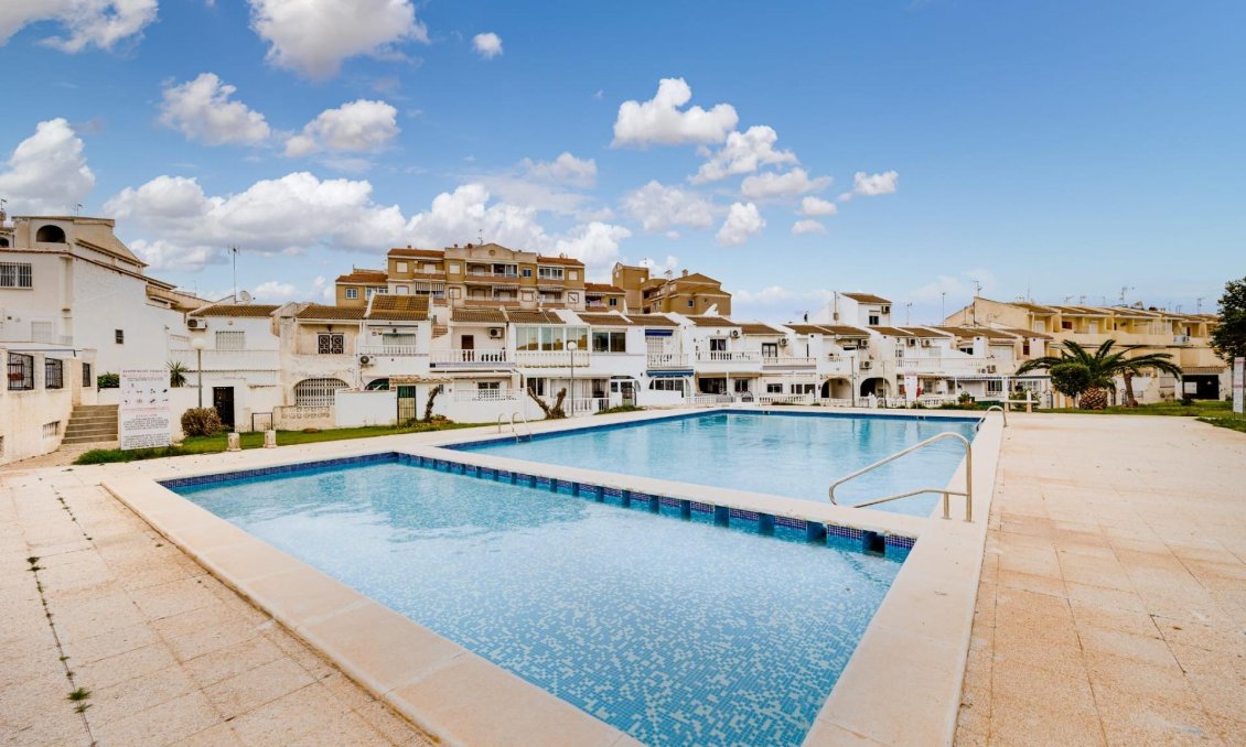 Wiederverkauf - Town House -
Torrevieja - Calas Blanca