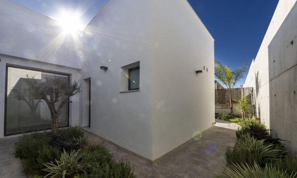 Obra nueva - Villa -
Baños y Mendigo - Altaona Golf