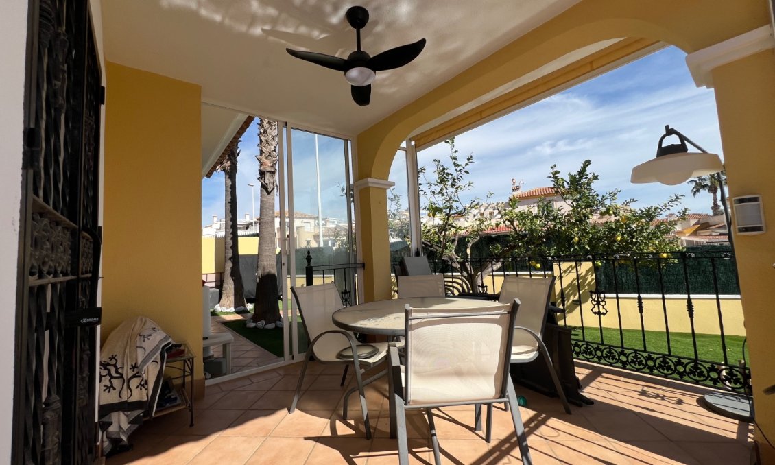 Wiederverkauf - Villa -
Orihuela Costa - Costa Blanca