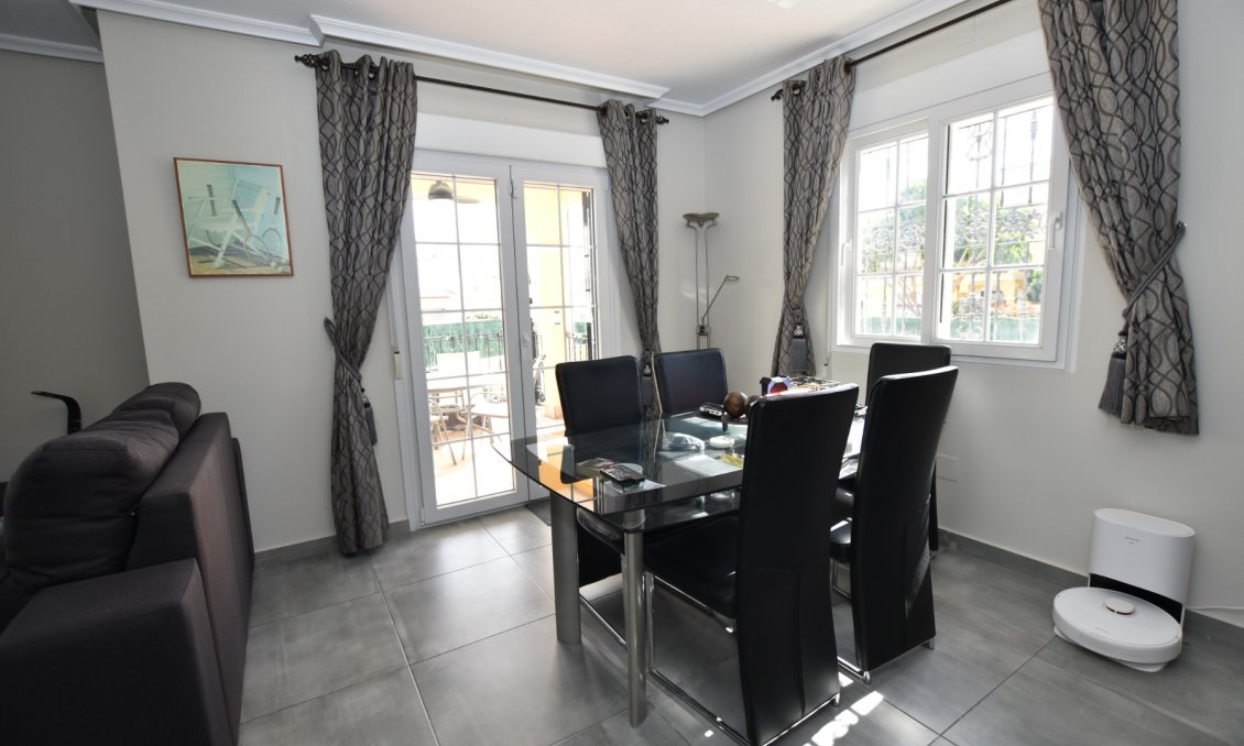 Wiederverkauf - Villa -
Orihuela Costa - Costa Blanca