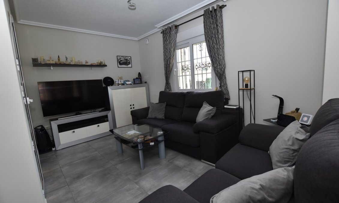 Wiederverkauf - Villa -
Orihuela Costa - Costa Blanca