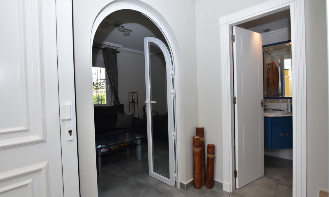 Wiederverkauf - Villa -
Orihuela Costa - Costa Blanca