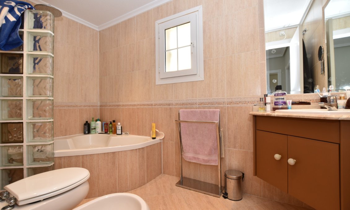 Wiederverkauf - Villa -
Orihuela Costa - Costa Blanca