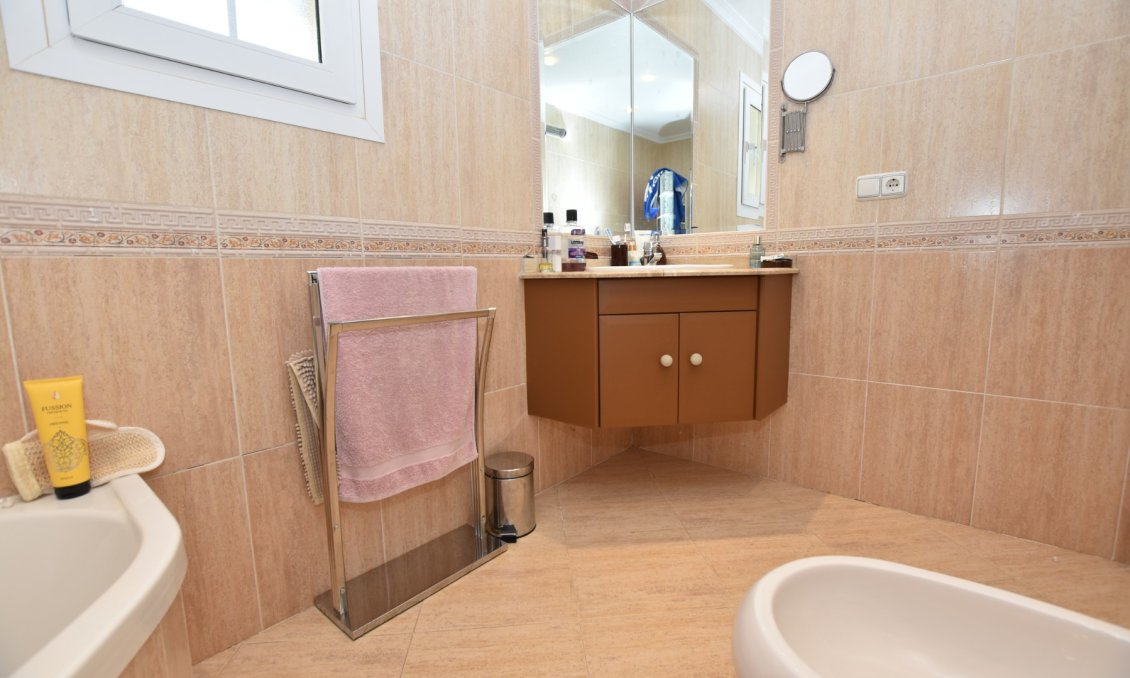 Wiederverkauf - Villa -
Orihuela Costa - Costa Blanca