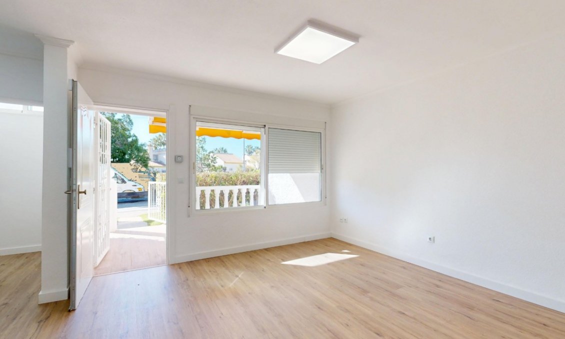 Revânzare - Apartament -
Orihuela Costa - Costa Blanca