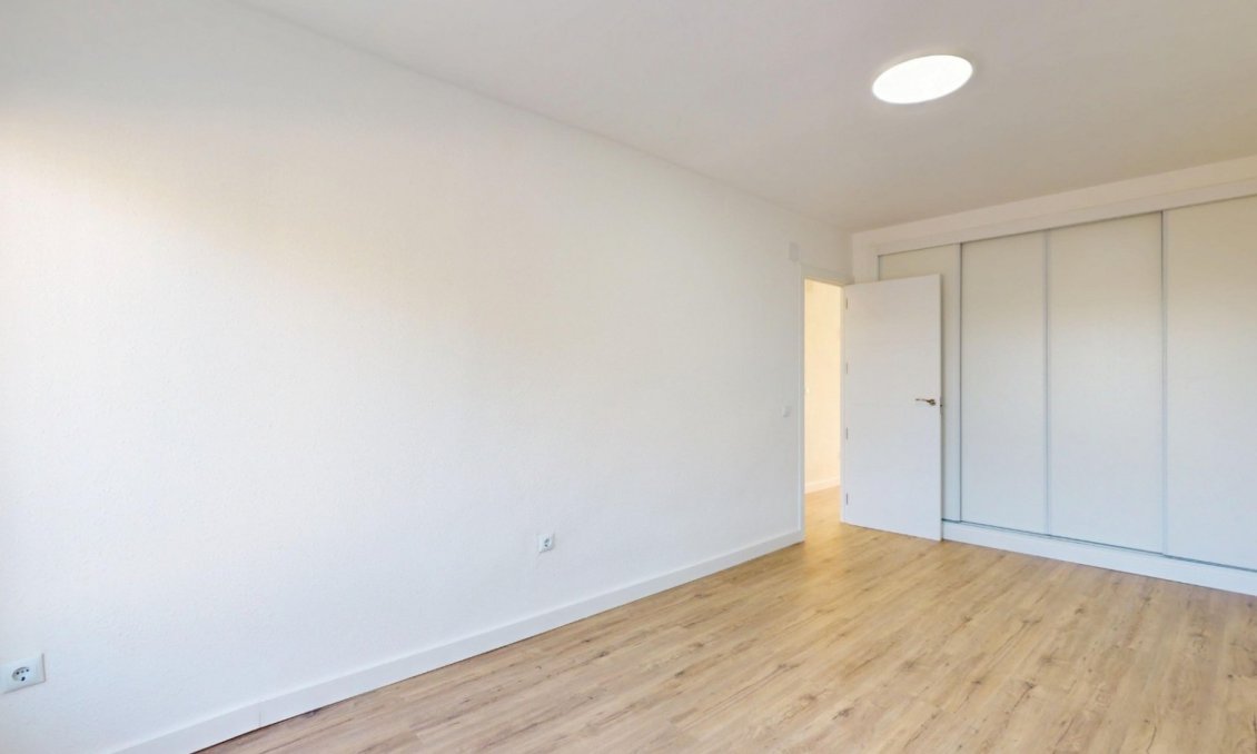 Revânzare - Apartament -
Orihuela Costa - Costa Blanca