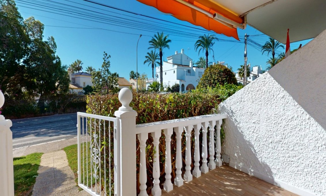 Revânzare - Apartament -
Orihuela Costa - Costa Blanca
