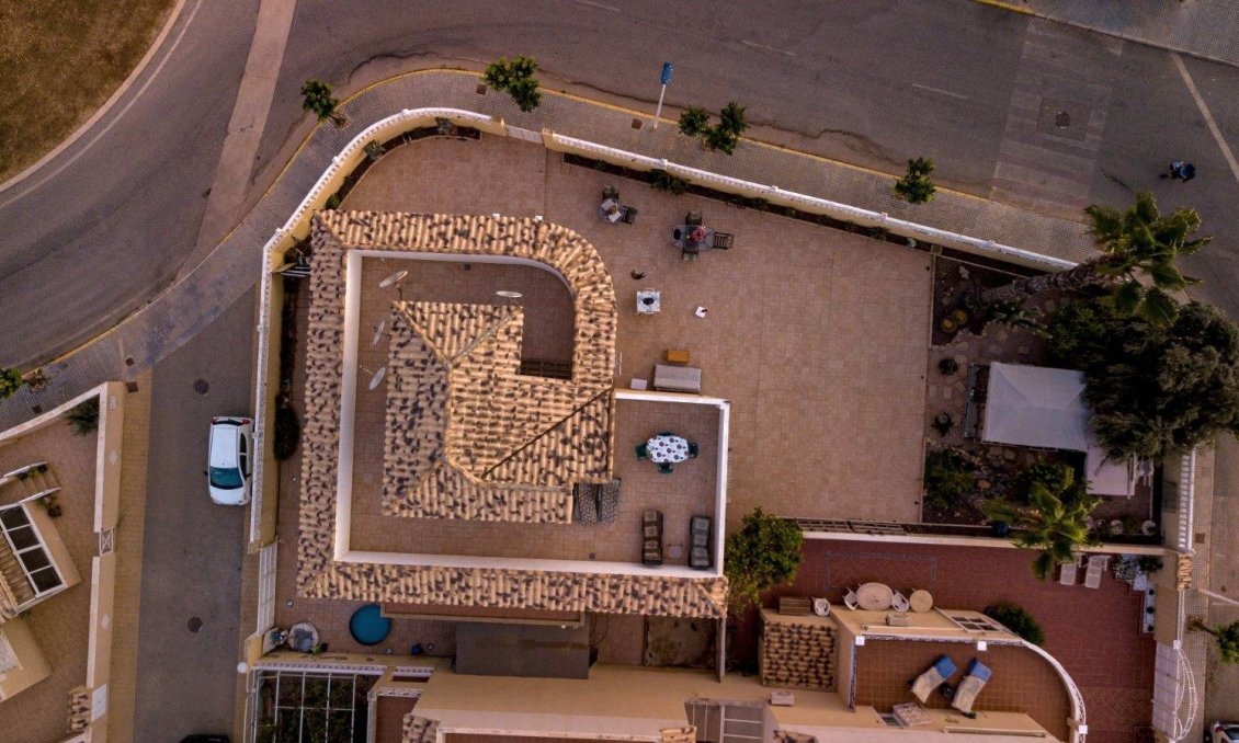 Segunda mano - Villa -
Torrevieja - La Siesta - El Salado - Torreta