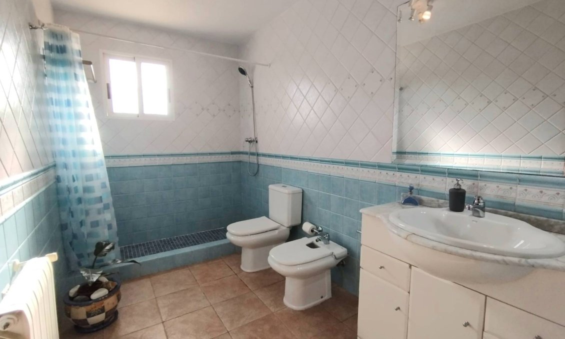 Segunda mano - Villa -
Torrevieja - La Siesta - El Salado - Torreta