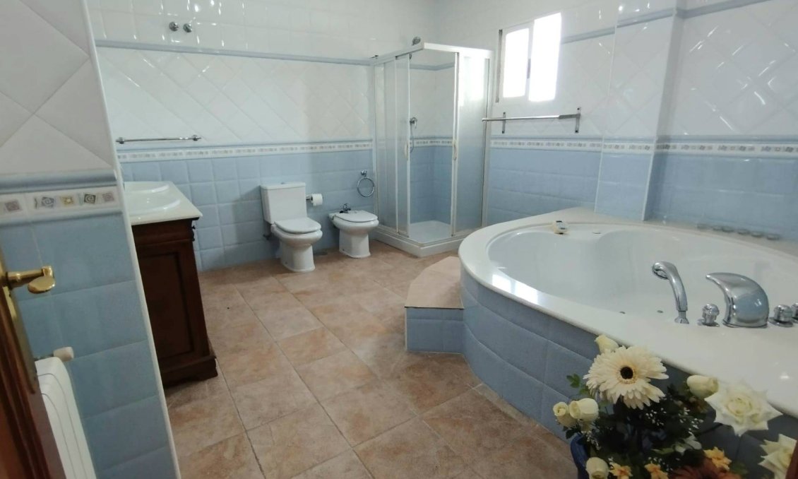 Segunda mano - Villa -
Torrevieja - La Siesta - El Salado - Torreta