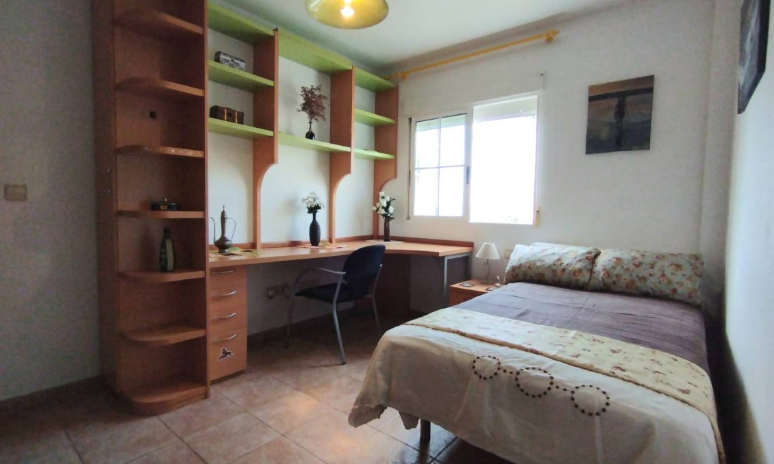 Segunda mano - Villa -
Torrevieja - La Siesta - El Salado - Torreta