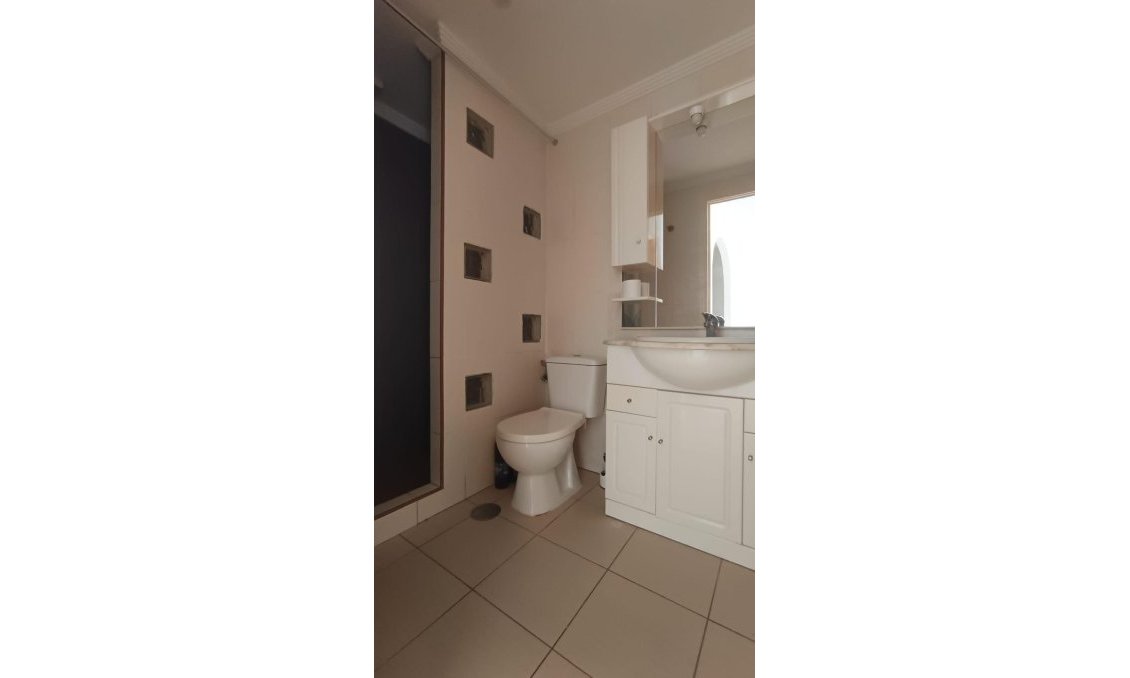 Használt Ingatlanok - Sorház -
Torrevieja - Los Balcones