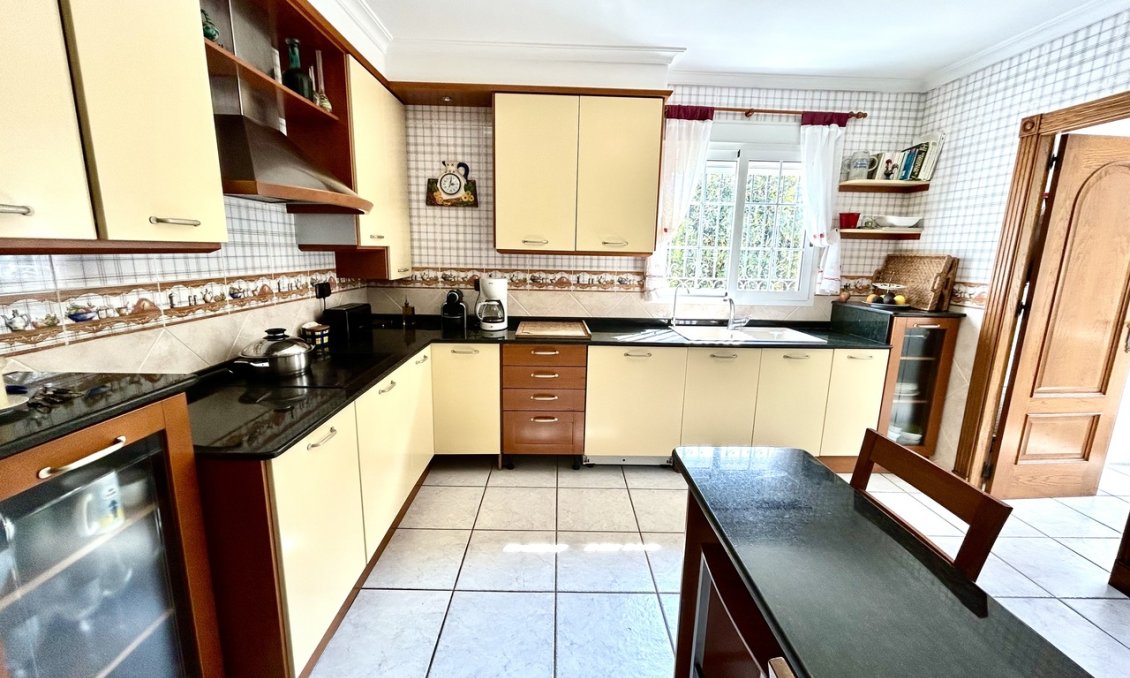 Használt Ingatlanok - Villa -
La Mata - Costa Blanca