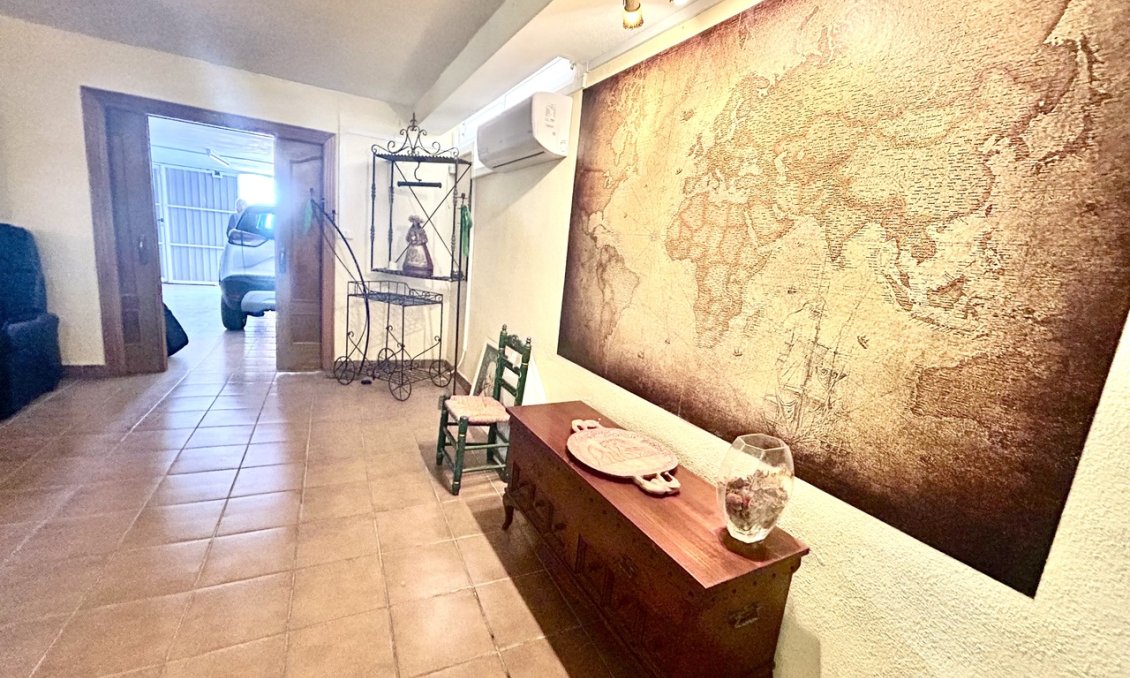 Használt Ingatlanok - Villa -
La Mata - Costa Blanca