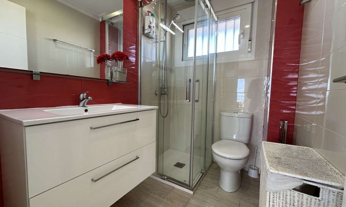 Segunda mano - Apartamento -
Mil Palmeras - Costa Blanca