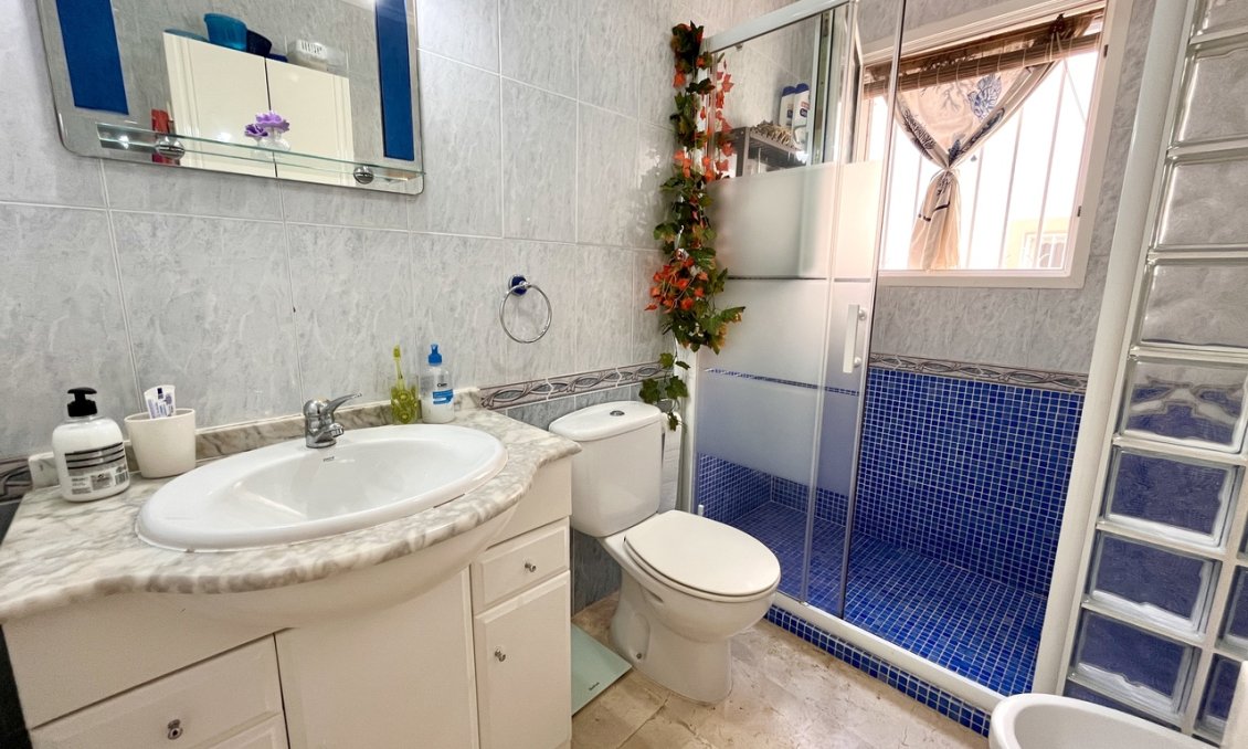 Használt Ingatlanok - Apartman -
Playa Flamenca - Costa Blanca