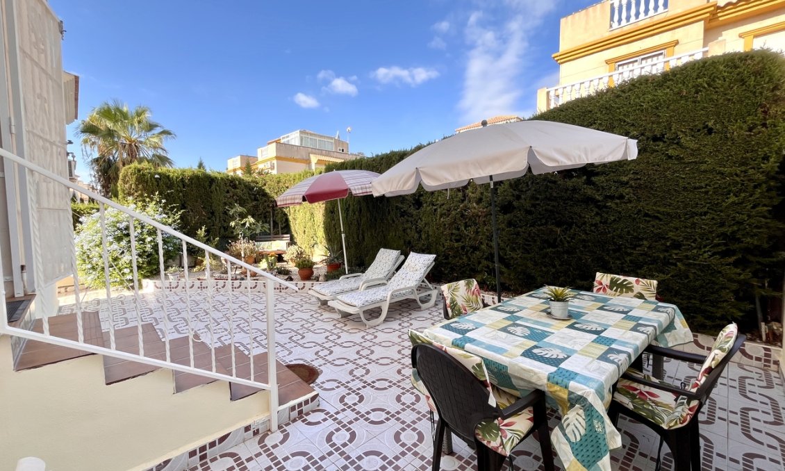 Használt Ingatlanok - Apartman -
Playa Flamenca - Costa Blanca