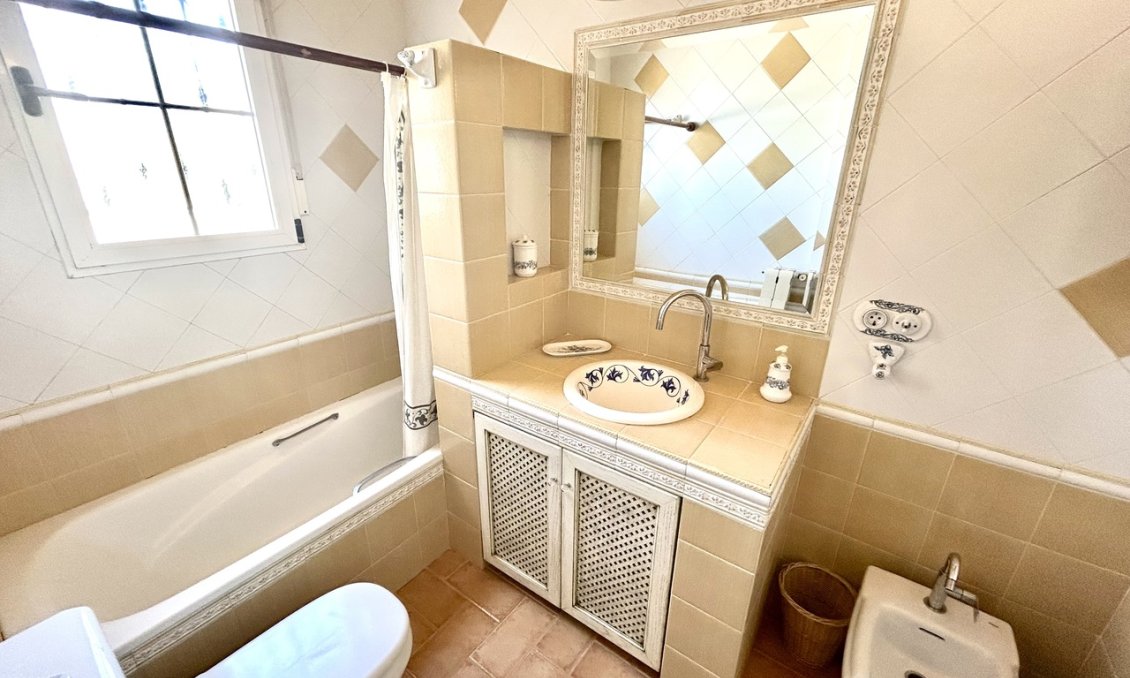 Használt Ingatlanok - Villa -
La Mata - Costa Blanca