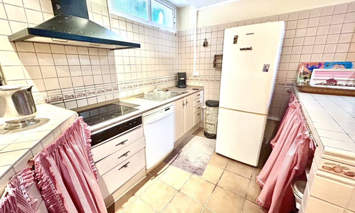 Használt Ingatlanok - Villa -
La Mata - Costa Blanca