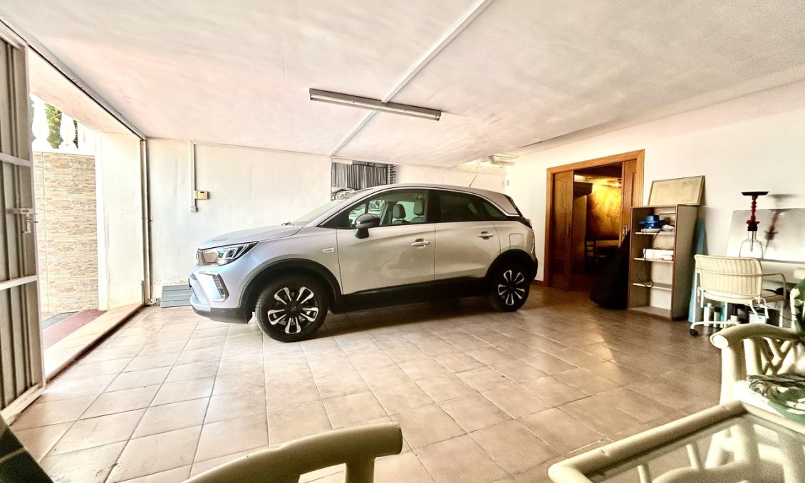 Használt Ingatlanok - Villa -
La Mata - Costa Blanca