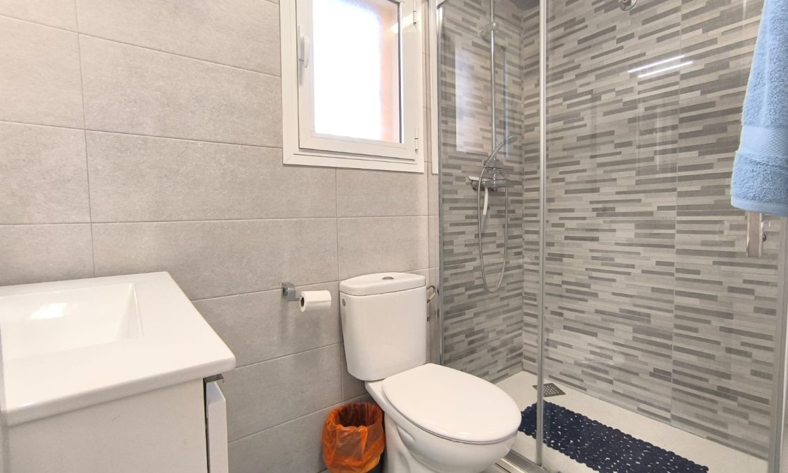 Segunda mano - Villa -
El Raso - Costa Blanca