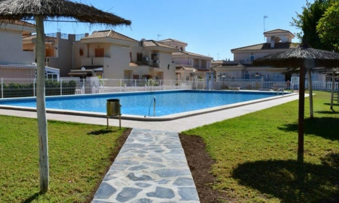 Segunda mano - Town House -
Orihuela Costa - Costa Blanca