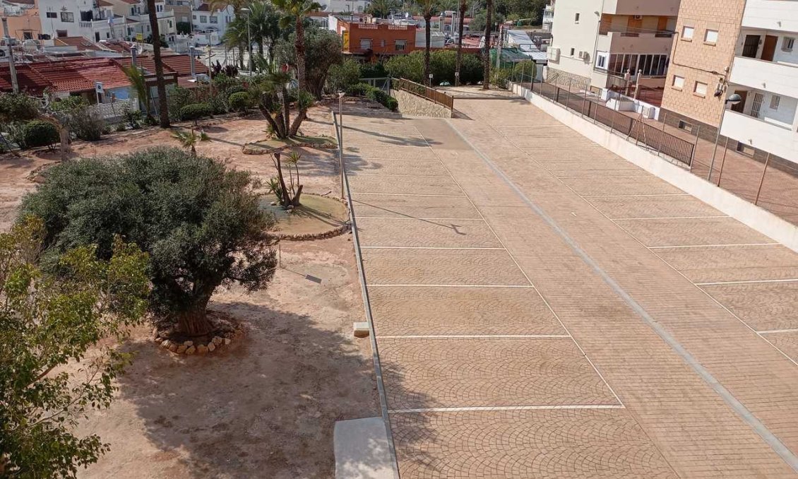 Segunda mano - Apartamento -
Mil Palmeras - Costa Blanca