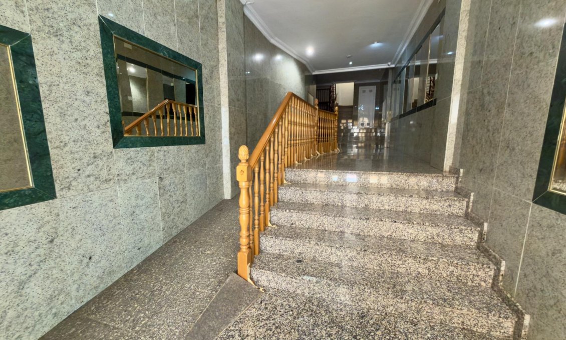 Segunda mano - Apartamento -
Torrevieja - PARQUE DE LAS NACIONES