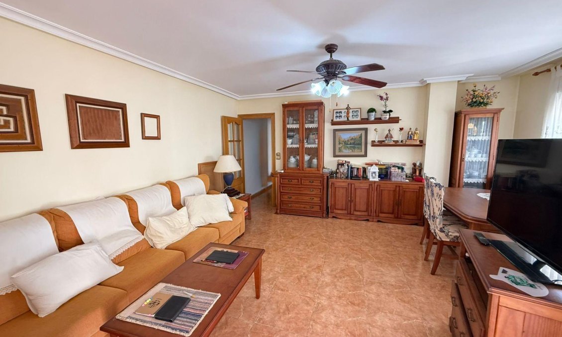 Segunda mano - Apartamento -
Torrevieja - Playa del Cura