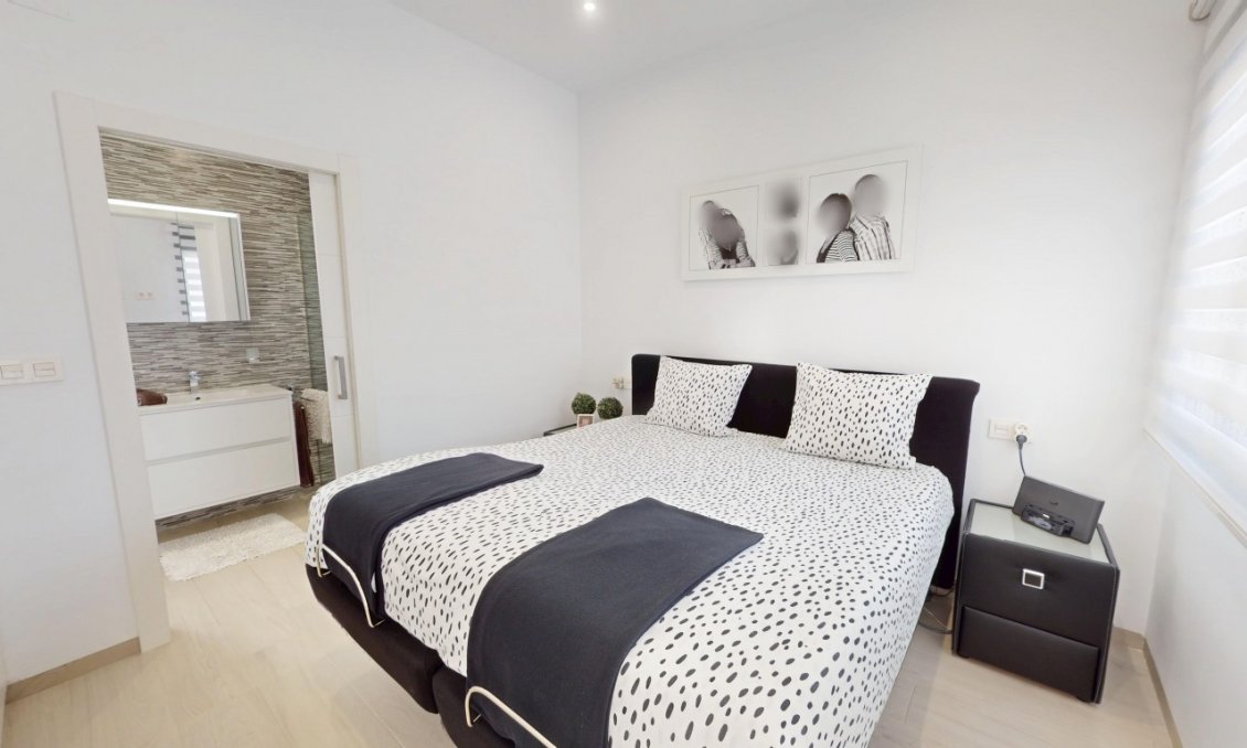 Segunda mano - Villa -
Los Alcazares - Costa Calida