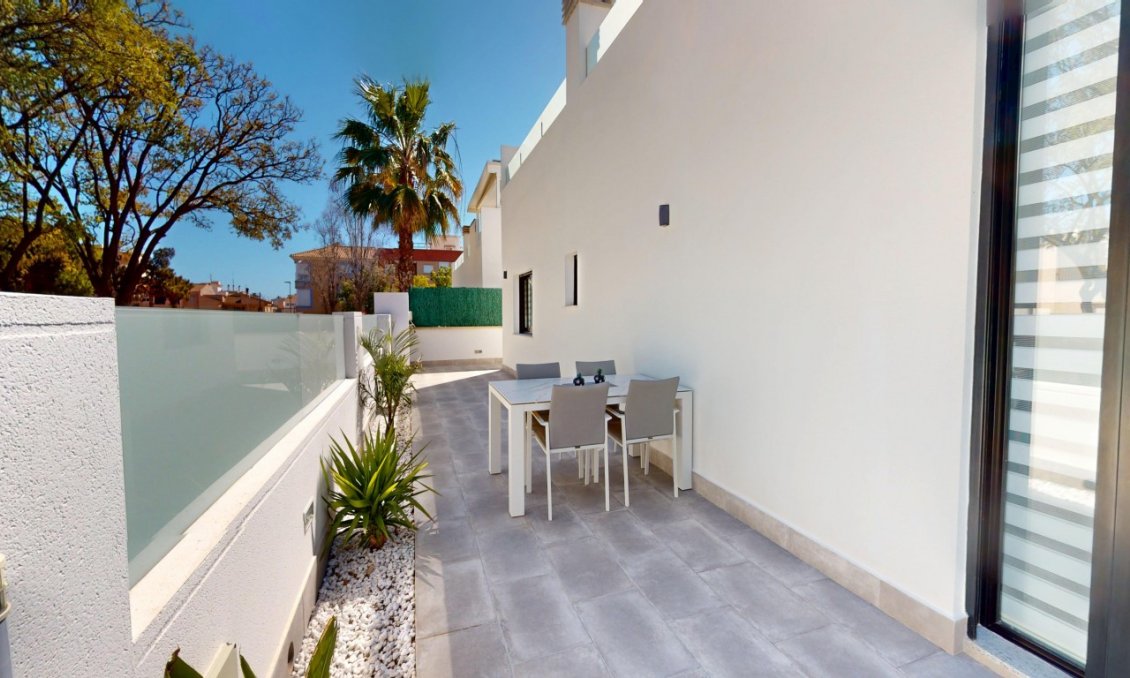 Segunda mano - Villa -
Los Alcazares - Costa Calida