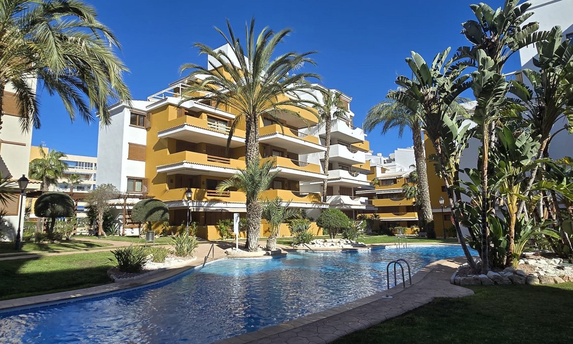 Segunda mano - Apartamento -
Punta Prima - Costa Blanca
