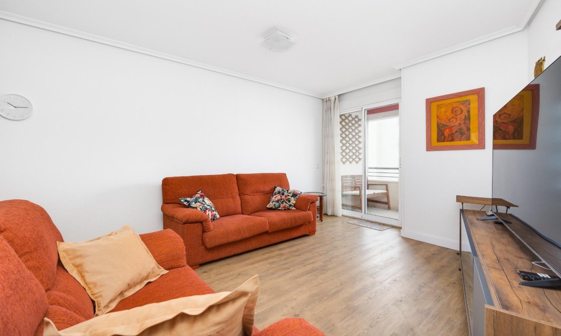 Használt Ingatlanok - Apartman -
Torrevieja - Centrum