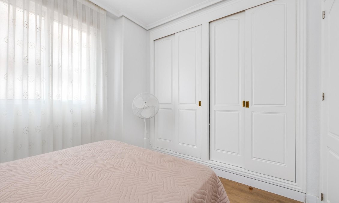 Használt Ingatlanok - Apartman -
Torrevieja - Centrum