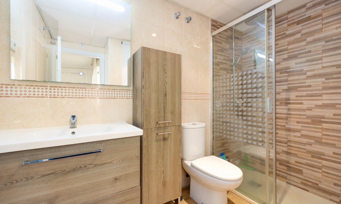 Használt Ingatlanok - Apartman -
Torrevieja - Centrum