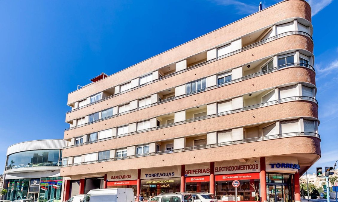 Használt Ingatlanok - Apartman -
Torrevieja - Centrum