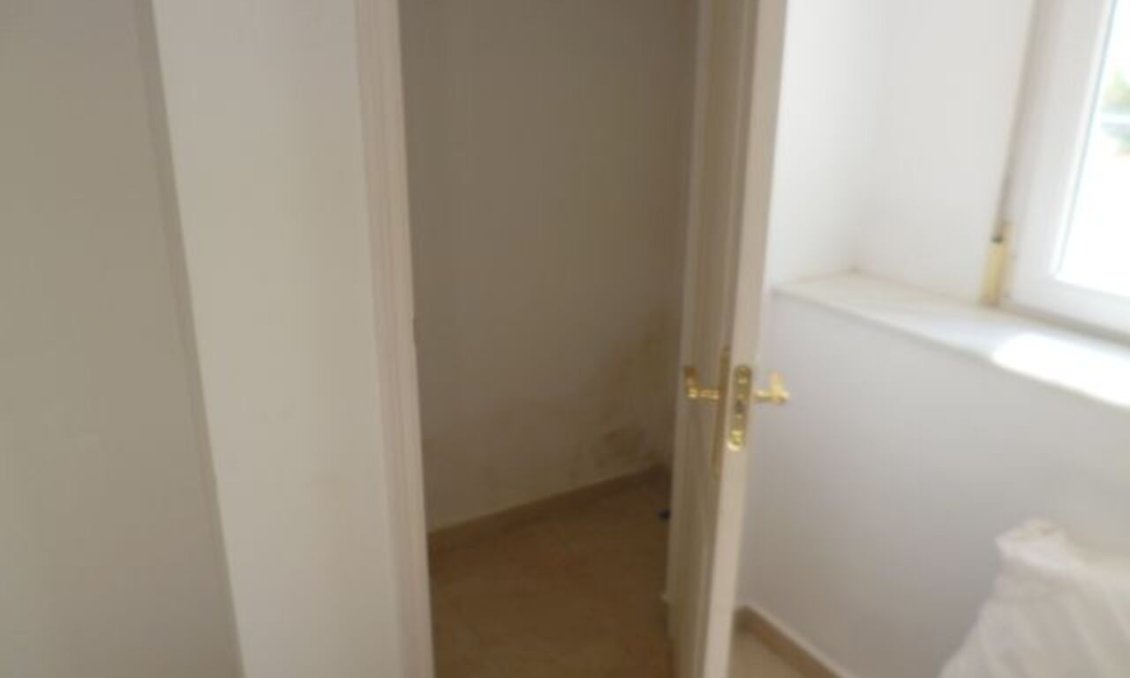 Használt Ingatlanok - Villa -
Villamartin - Costa Blanca