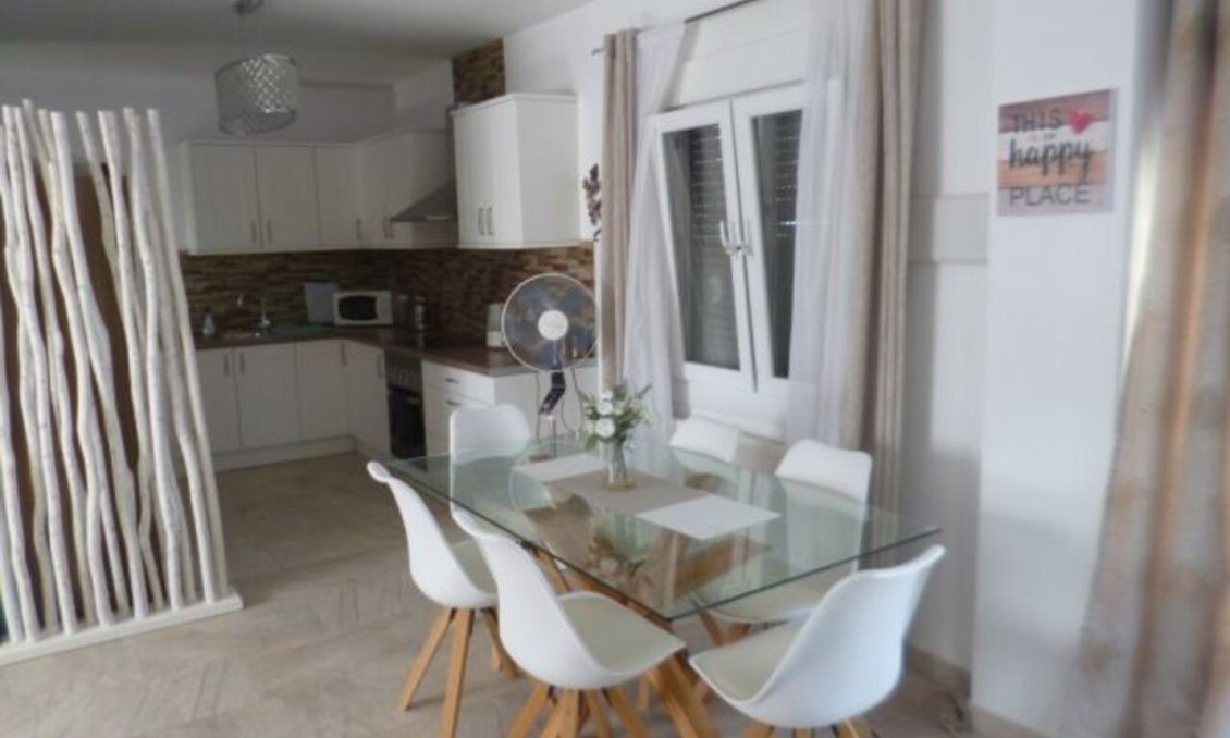 Használt Ingatlanok - Villa -
Villamartin - Costa Blanca