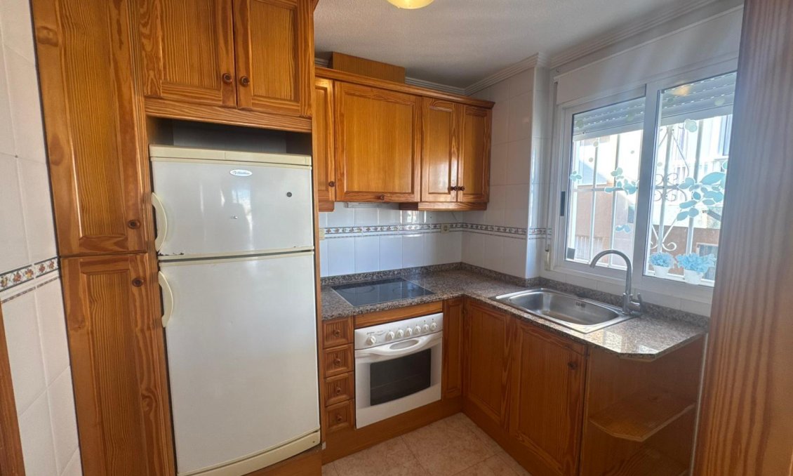 Használt Ingatlanok - Apartman -
Torrevieja - Costa Blanca