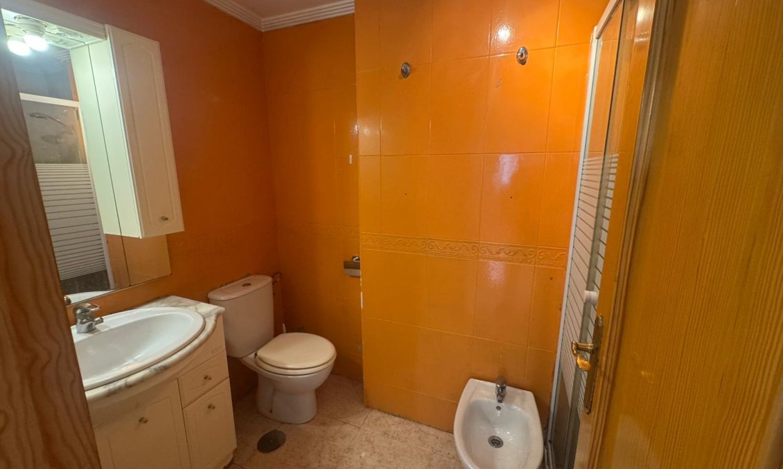 Használt Ingatlanok - Apartman -
Torrevieja - Costa Blanca