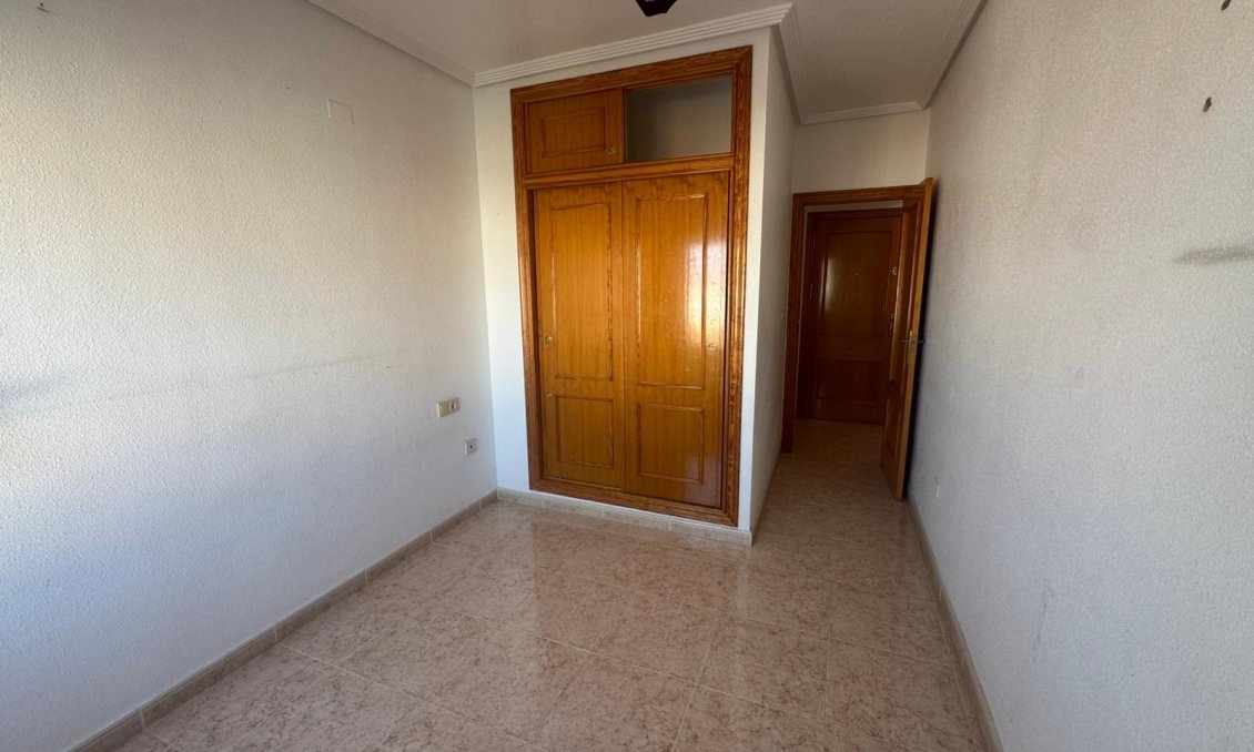Használt Ingatlanok - Apartman -
Torrevieja - Costa Blanca