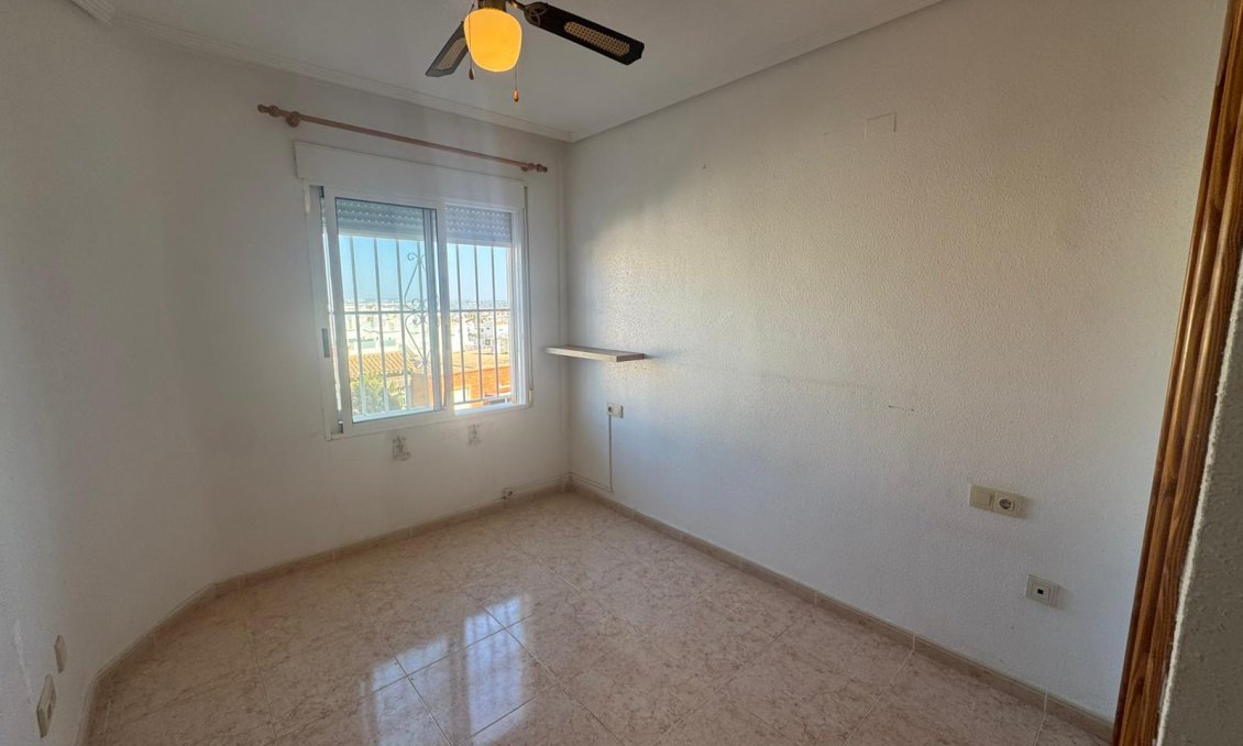 Használt Ingatlanok - Apartman -
Torrevieja - Costa Blanca