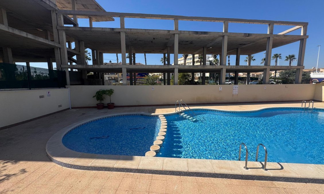 Használt Ingatlanok - Apartman -
Torrevieja - Costa Blanca