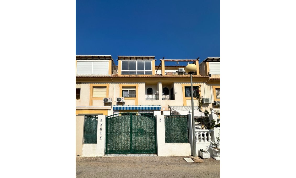 Resale - Town House -
Orihuela Costa - Costa Blanca