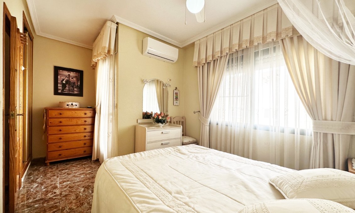 Resale - Town House -
Orihuela Costa - Costa Blanca